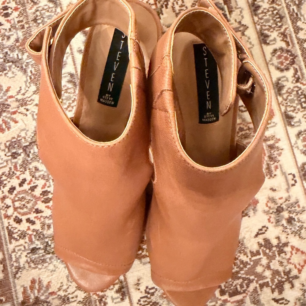 Steve Madden Tan Open-Toe Ankle Booties - Picture 4 of 7